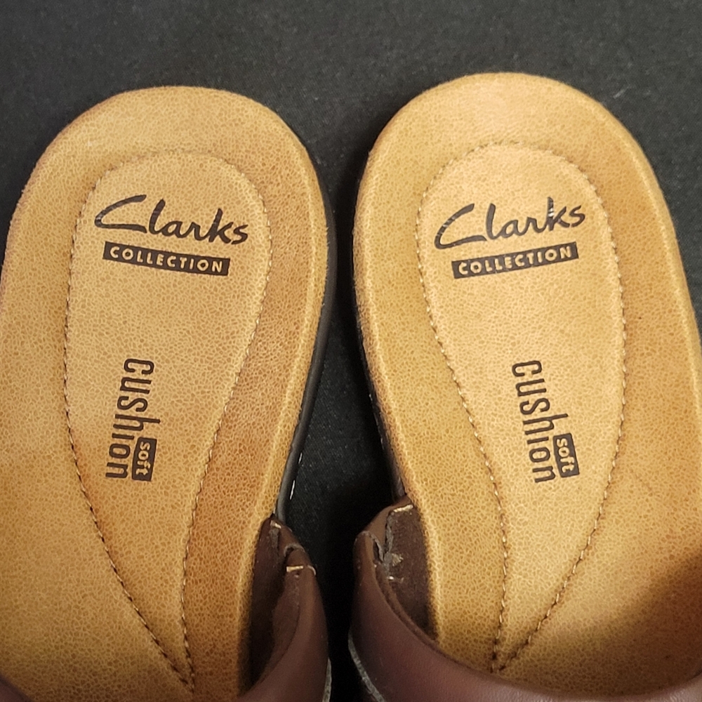 Clarks Collection Soft Cushion Mules Clogs Size 7.5 Wide Brown Slip On - Picture 6 of 12